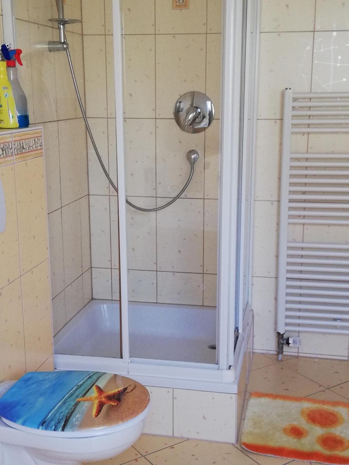 Ferienwohnung Am Bodensee Mit 3 Schlafzimmer Ueber 2 Etage Mit Kleine Balkon Bis 7 Personen Юберлінген Екстер'єр фото